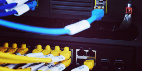Instalación / Implantación / Legalización de ICT en Castelló · Implantación de Wi-Fi y redes privadas