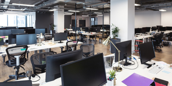 Proyectos de ICT Oficinas / Locales Comerciales Vilanova d'Alcolea · Monitoreo y gestión de redes